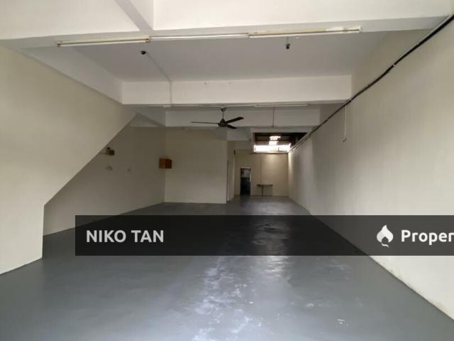 Shop for rent in Bukit Ledang, Johor