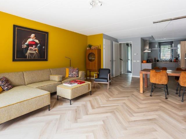 Woning te huur in Burgemeesterswijk, Maassluis