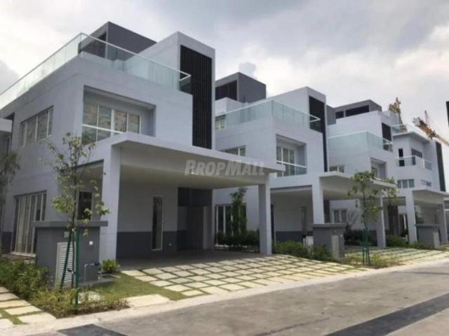 Apartment for rent in Tanjong Sepat, Selangor
