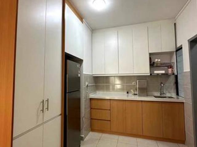 Apartment for rent in Tanjong Sepat, Selangor