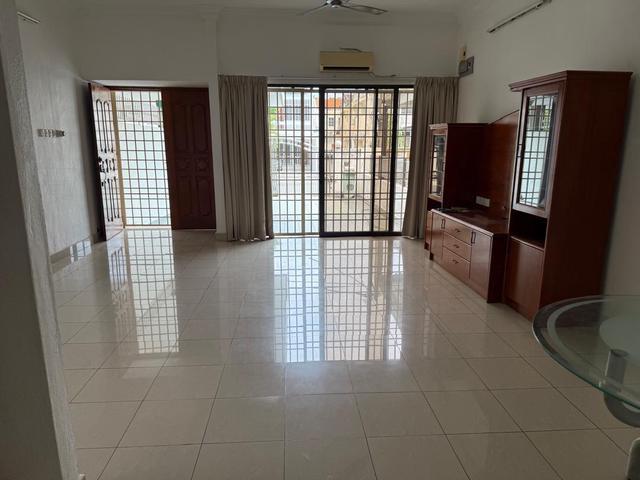 Terraced House for rent in Georgetown, Penang