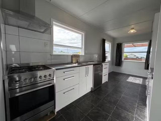 House for rent in Taranaki