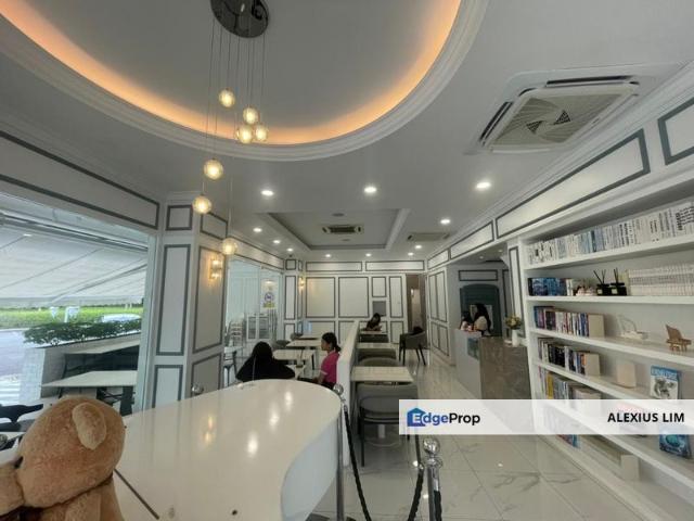 Shop for rent in Bukit Ledang, Johor