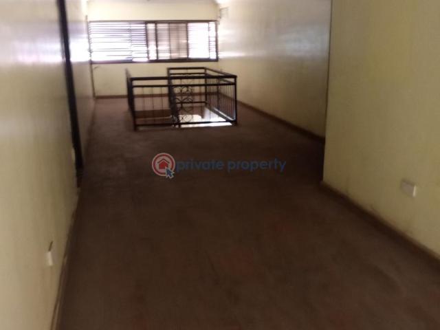 Commercial for rent in Lagos, Ikeja 
