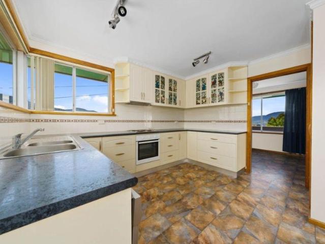 House for rent in Glenorchy, Hobart