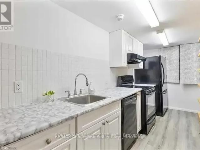 House for rent in Oakville