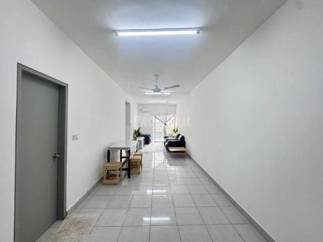 Apartment for rent in Tanjong Sepat, Selangor
