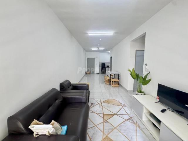Apartment for rent in Tanjong Sepat, Selangor