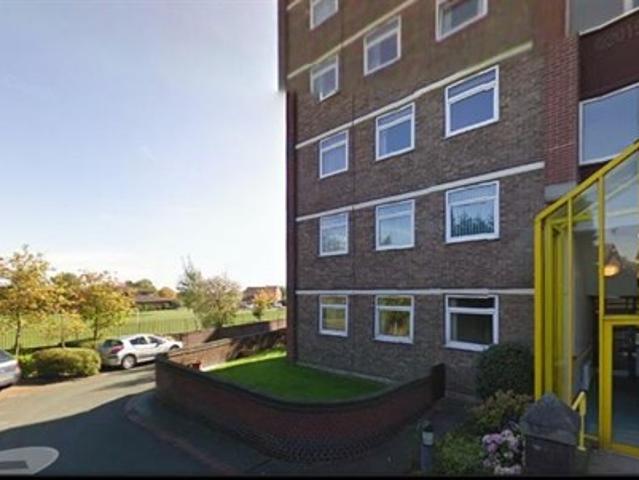 Flat for rent in Lichfield, Boley Park