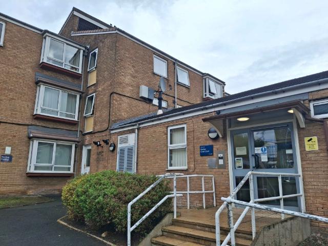 Apartment for rent in Cross Stone, Todmorden