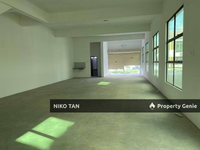 Shop for rent in Ulu Tiram, Johor