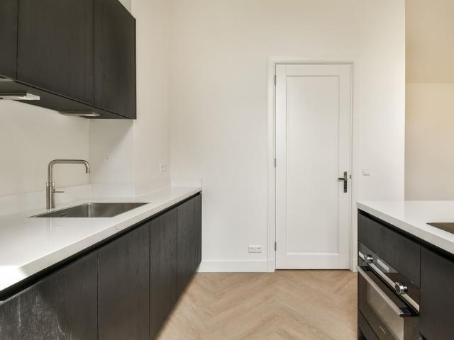Appartement te huur in Zuid, Amsterdam