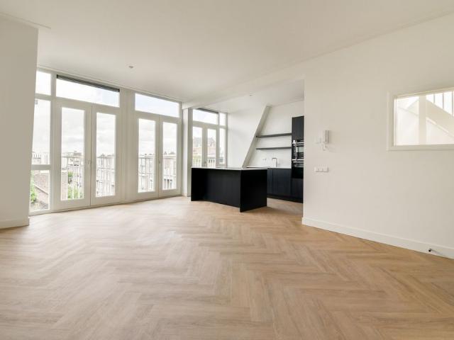 Appartement te huur in Zuid, Amsterdam