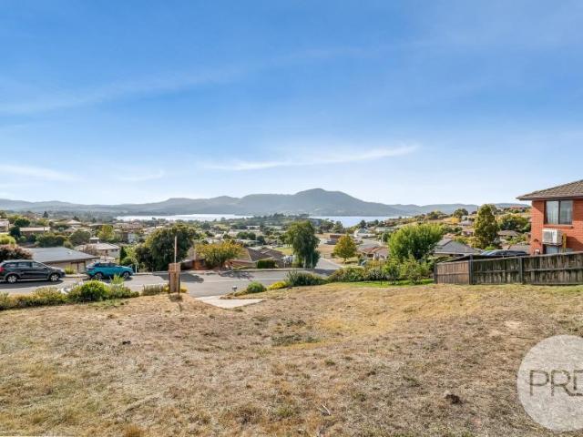Land for sale in Berriedale, Hobart