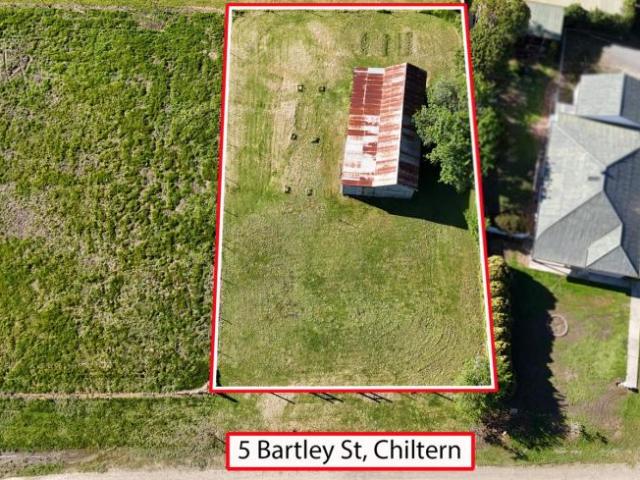 Land for sale in Chiltern, Shire of Indigo
