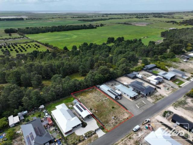 Land for sale in Clayton Bay, Alexandrina Council