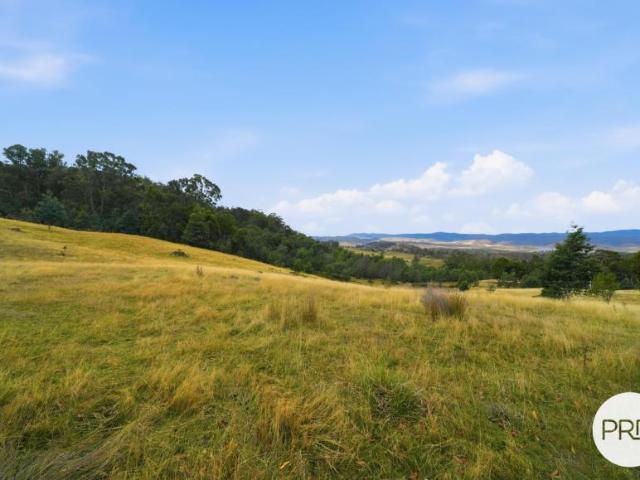 Land for sale in Yarlington, Colebrook