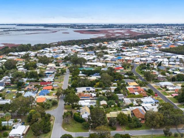 Land for sale in Parklands, Western Australia