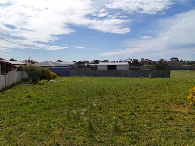 Land for sale in Crystal Brook, Port Pirie Regional Council