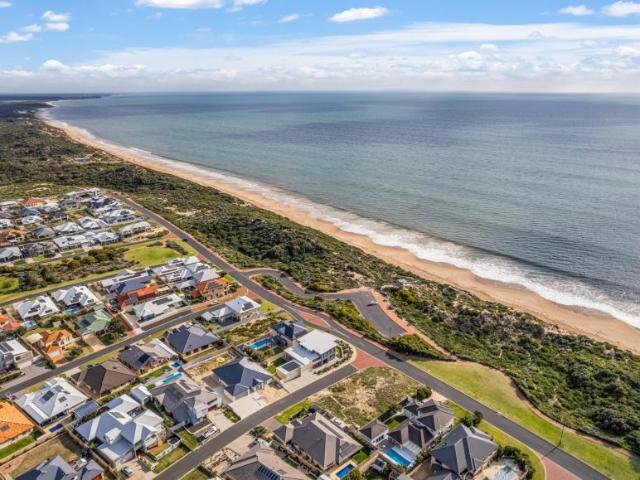 Land for sale in Dalyellup, Western Australia