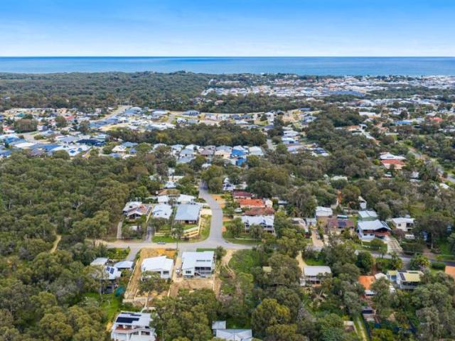 Land for sale in Parklands, Western Australia