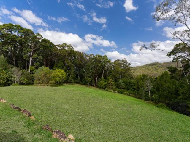 Land for sale in Kings Creek, Queensland