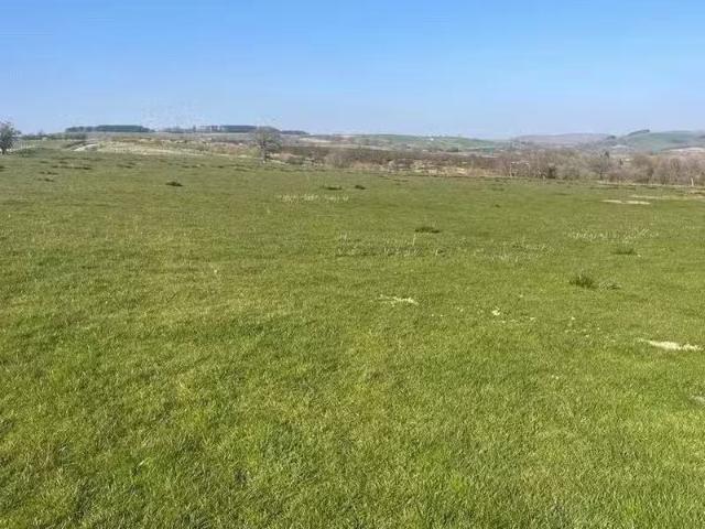 House for rent in Fron, Wales