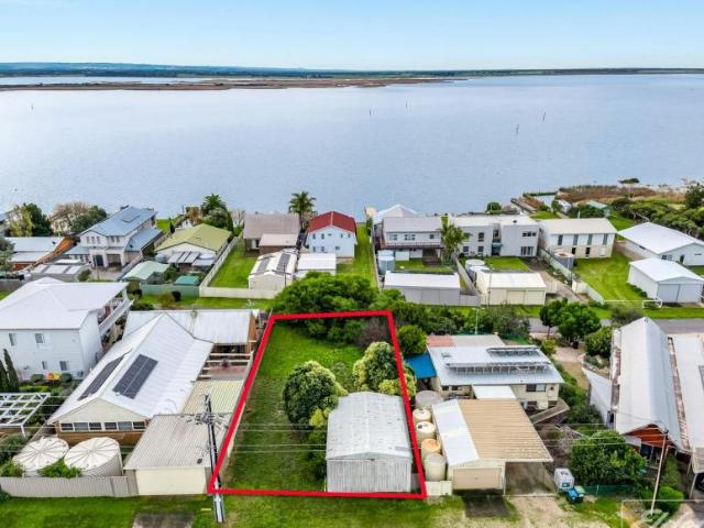 Land for sale in Hindmarsh Island, Alexandrina Council