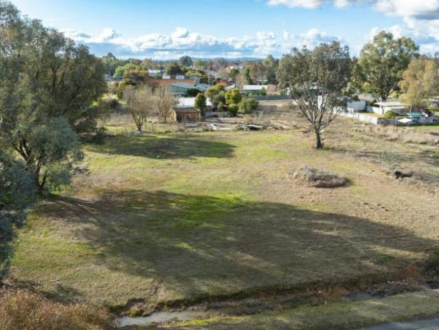 Land for sale in Holbrook, Greater Hume Shire Council