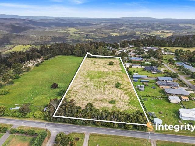 Land for rent in Kinglake West, Victoria