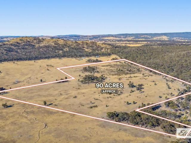 Land for sale in Landsborough, Shire of Pyrenees