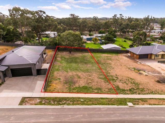 Land for sale in Mckenzie Hill, Victoria