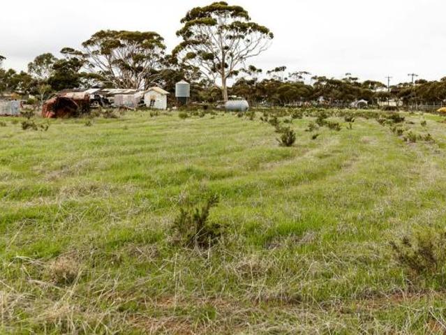 Land for sale in Merredin, Shire Of Merredin