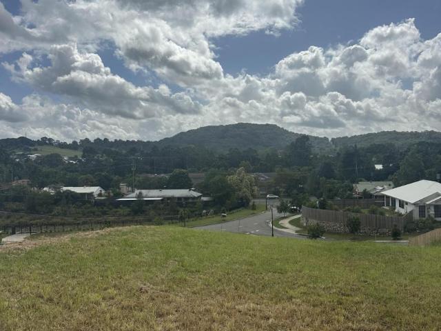 Land for sale in Kings Creek, Queensland