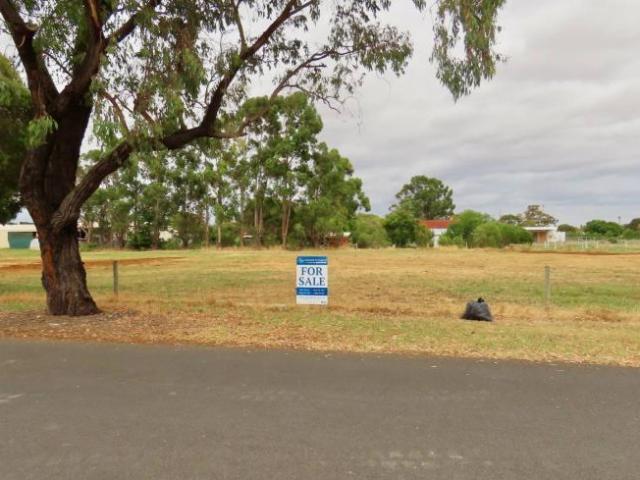Land for rent in Comaum, South Australia