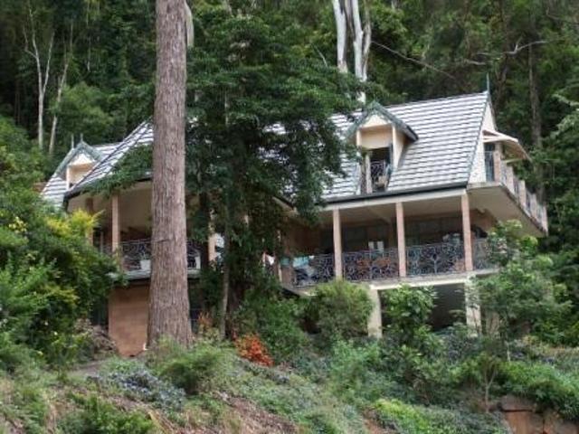 Land for sale in Redlynch, Queensland