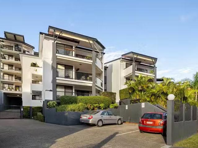 Apartment for rent in Toombul, Queensland