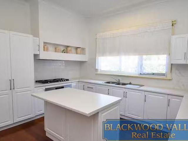 House for rent in Greenbushes, Western Australia