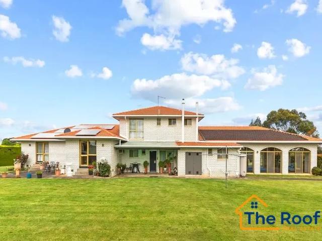House for rent in Cardigan Village, Victoria