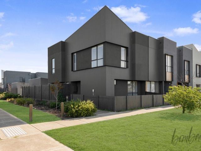 Townhouse for rent in Camerons Creek, Victoria