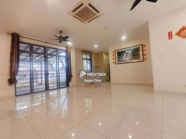 Shop for sale in Kuching