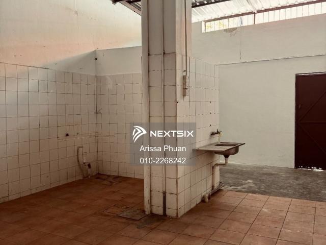 Warehouse for rent in Georgetown, Penang