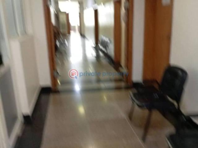 Commercial for rent in Lagos, Victoria Island 