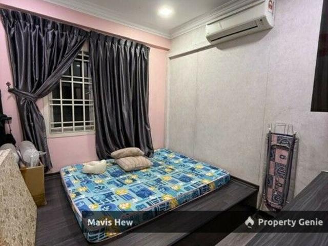 Apartment for rent in Kawasan Perindustrian Desa Plentong, Plentong