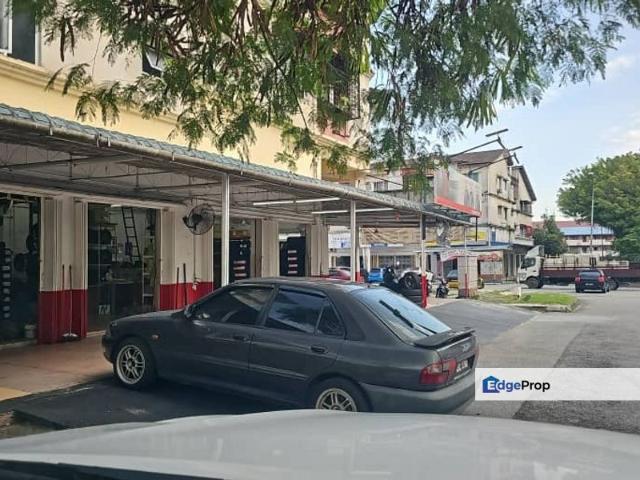 Shop for rent in Kajang, Langat