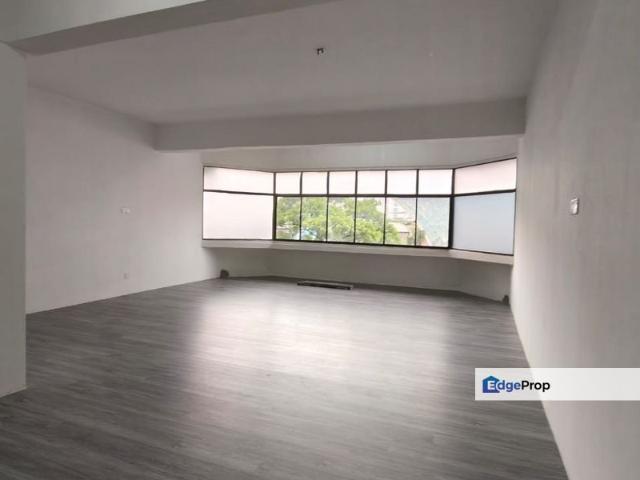 Shop for rent in Mukim 13, Georgetown