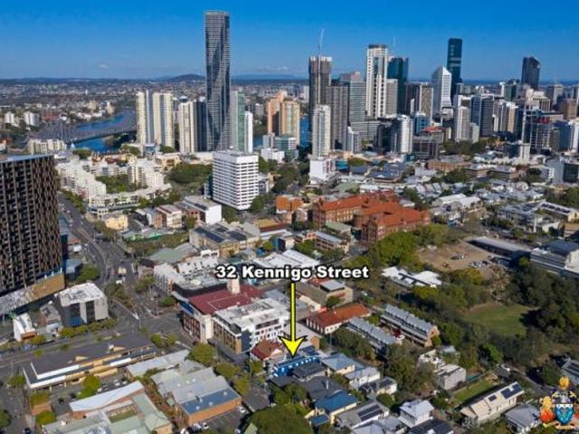 Retail for sale in Toombul, Queensland