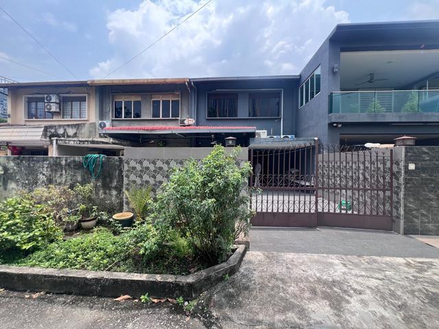 Terraced House for rent in Country Heights Damansara, Kuala Lumpur