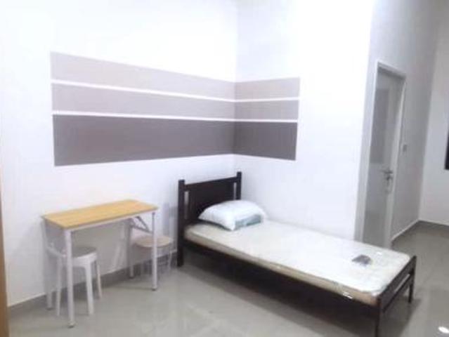 Terraced House for rent in Tanjong Sepat, Selangor