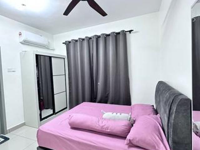 Condominium for rent in Malaka